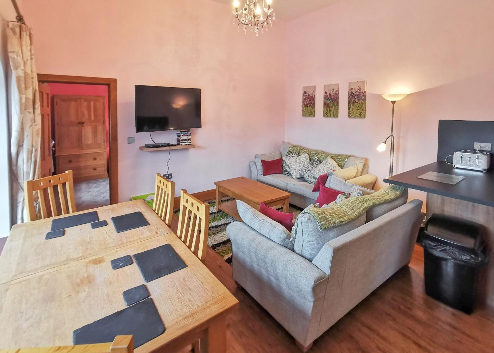Grondre Holiday Park Clynderwen Room photo